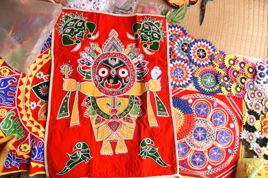 Wooden Crafts Archives - Utkalika Odisha