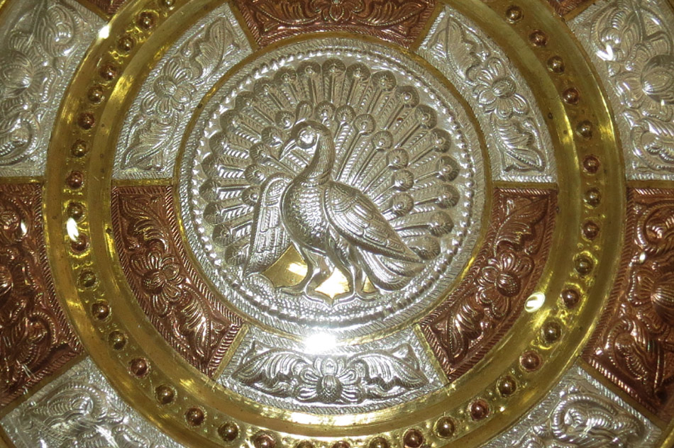 Thanjavur plate Peacock design