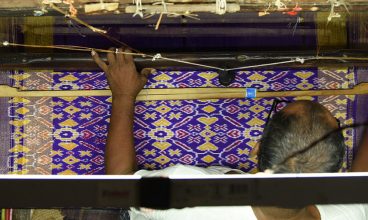 Saree Weaving ~ Pochampally