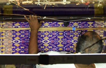 Saree Weaving ~ Pochampally